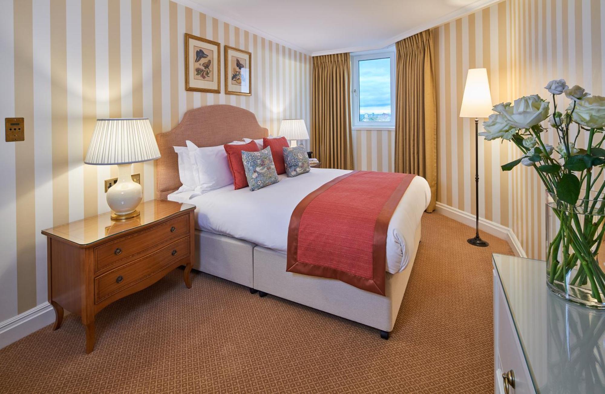 Cheval Thorney Court At Hyde Park 5* London