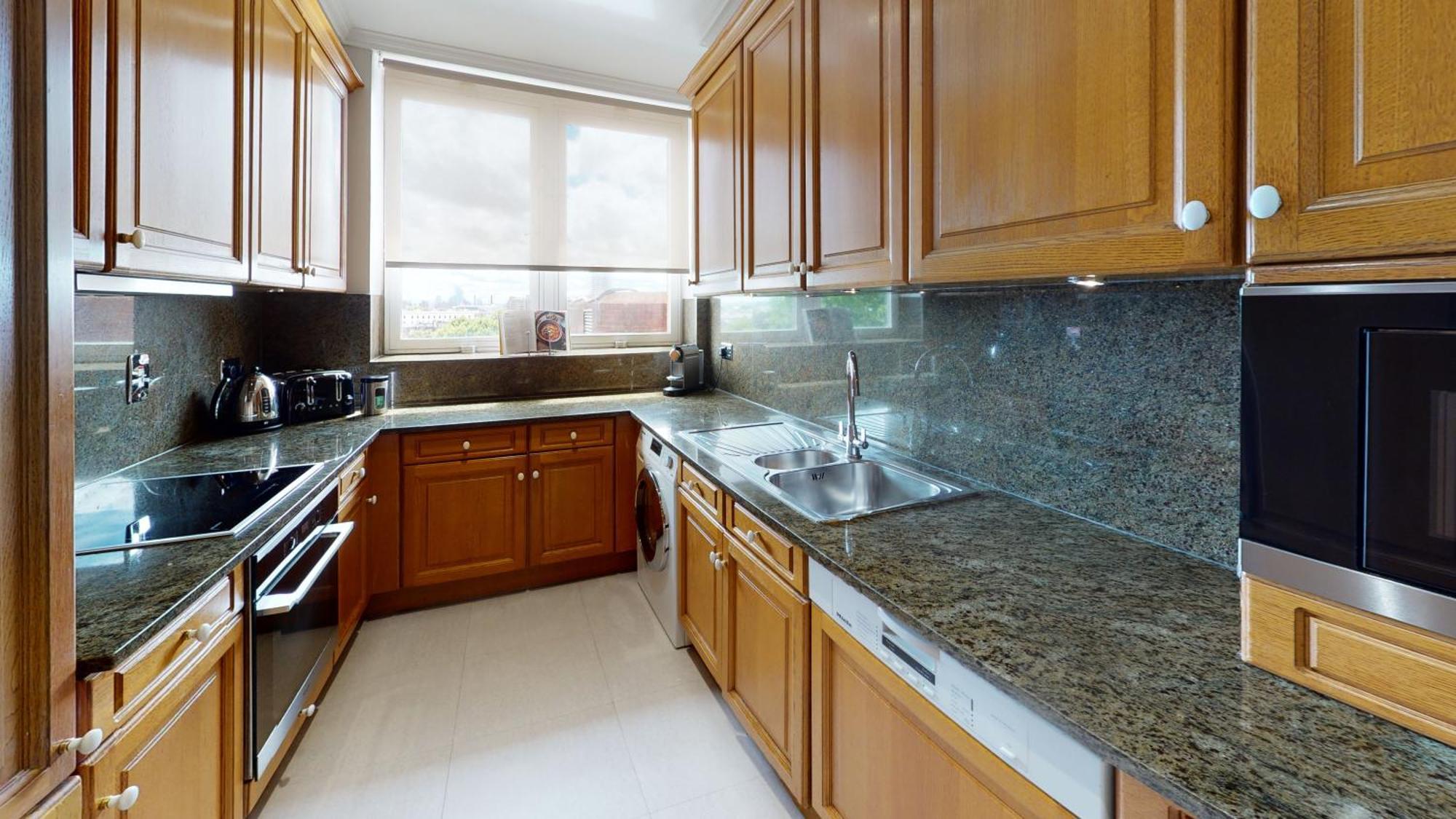 Cheval Thorney Court At Hyde Park Apartahotel 5*
