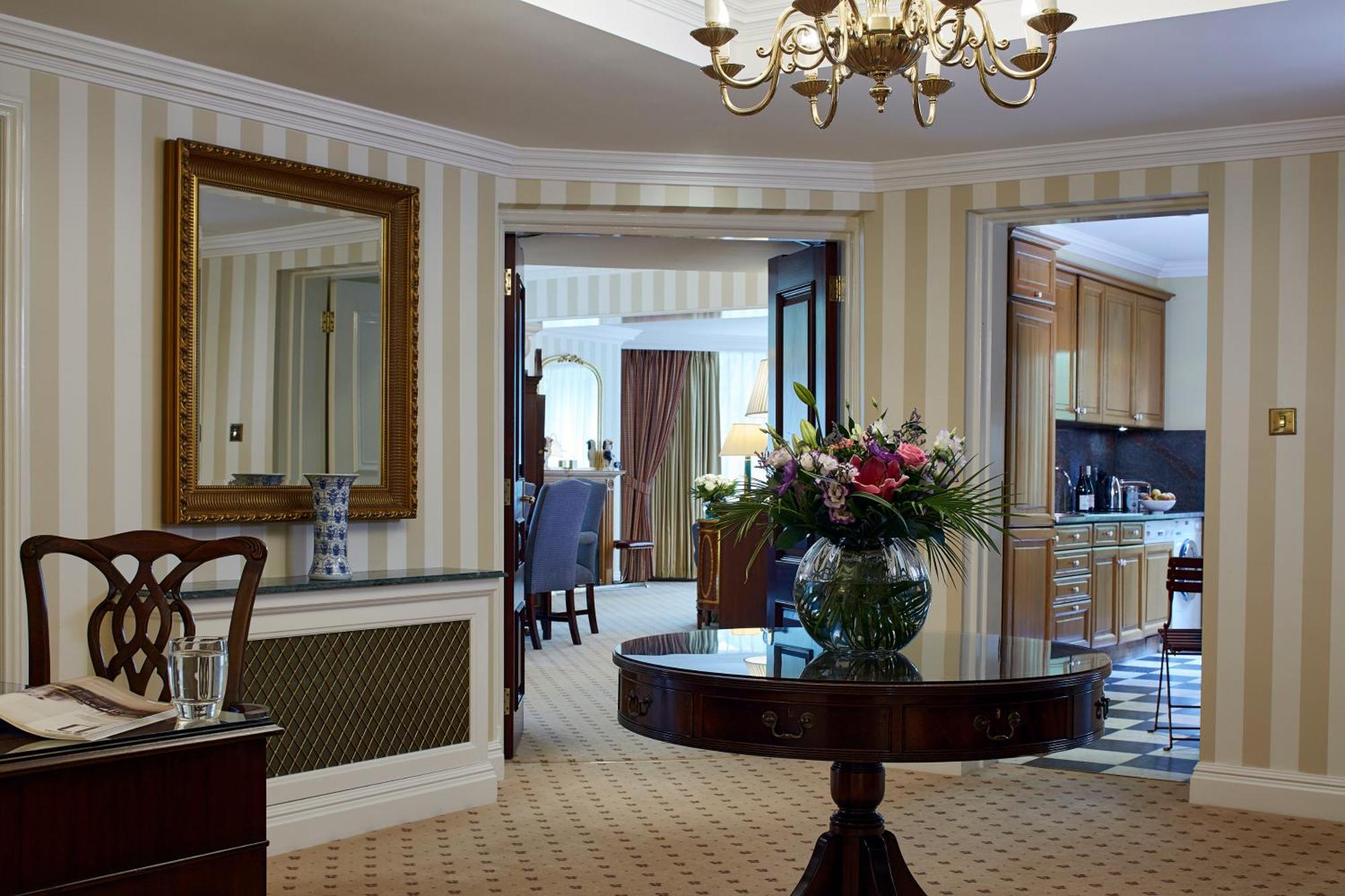 Apartahotel Cheval Thorney Court At Hyde Park 5*